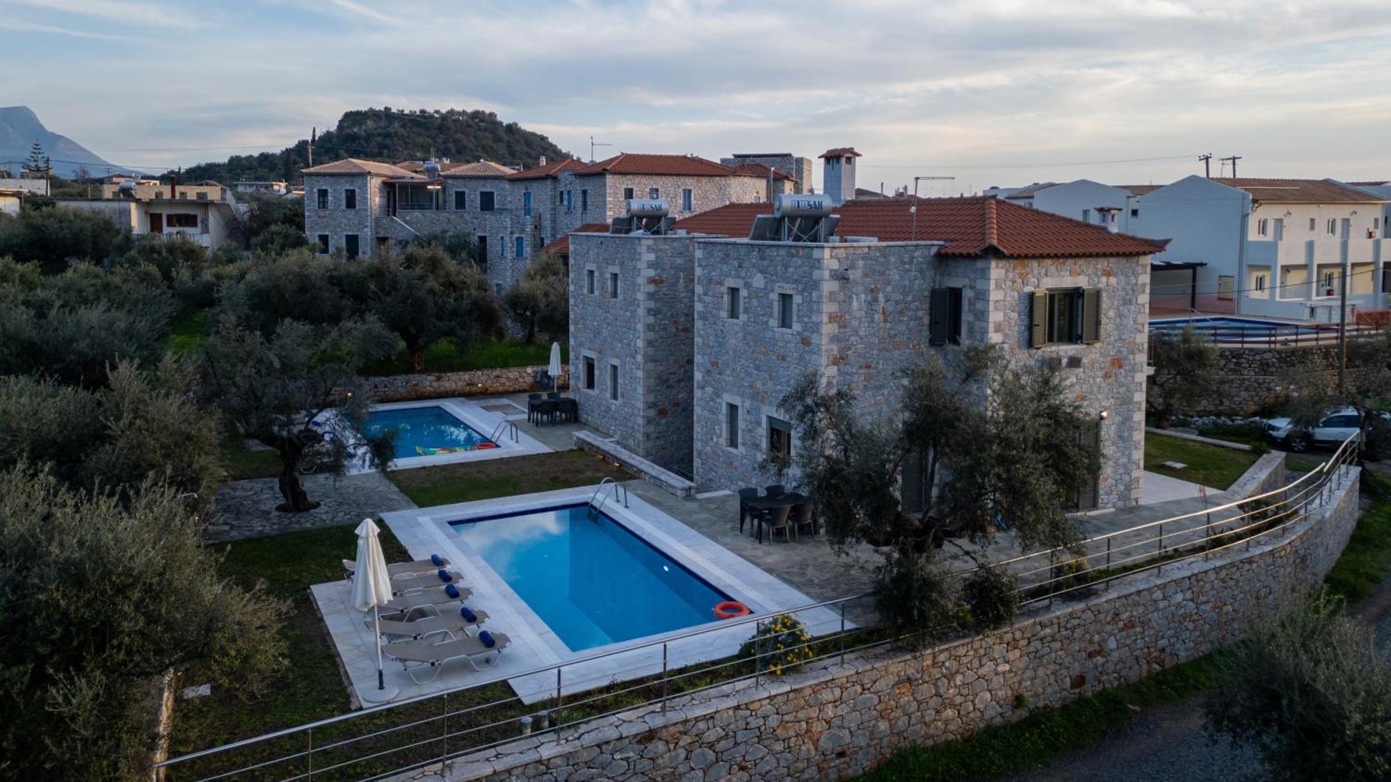 Torri Di Pietra Villa Stoupa Exterior photo