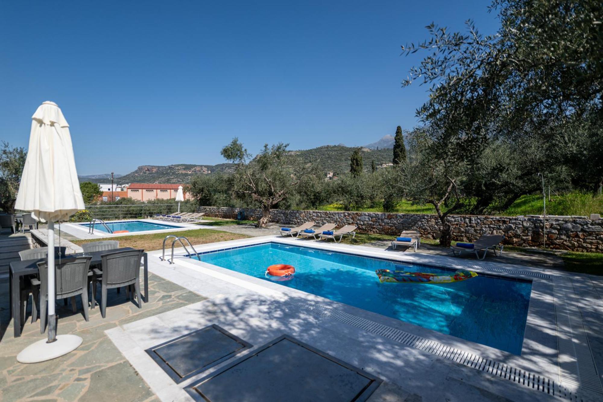 Torri Di Pietra Villa Stoupa Exterior photo
