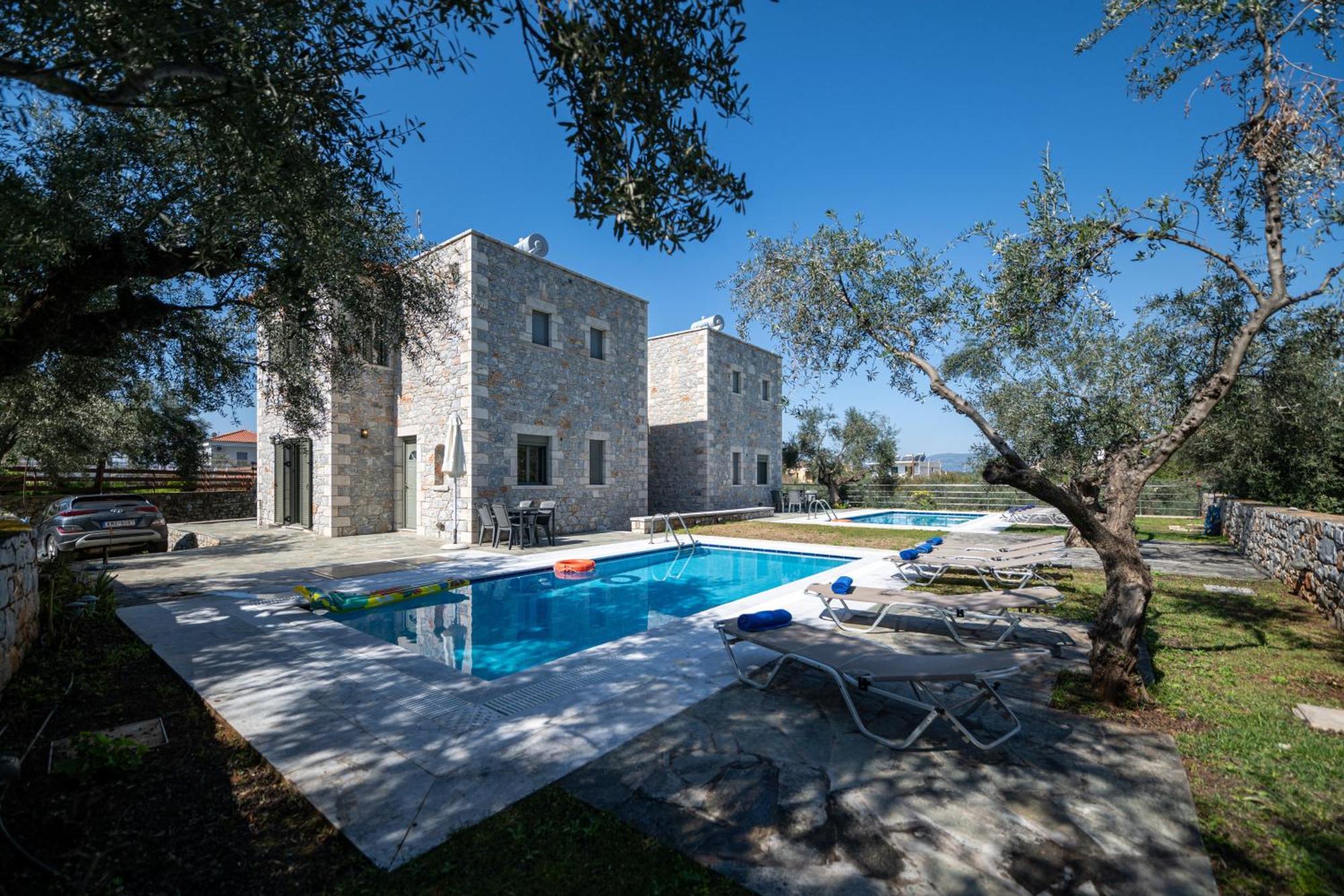 Torri Di Pietra Villa Stoupa Exterior photo