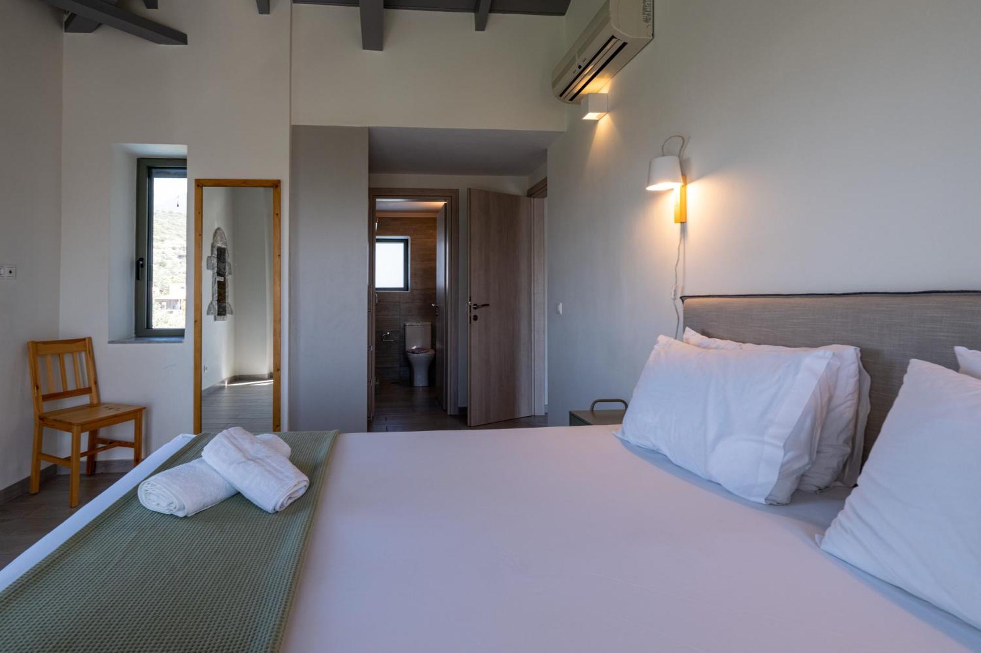 Torri Di Pietra Villa Stoupa Room photo