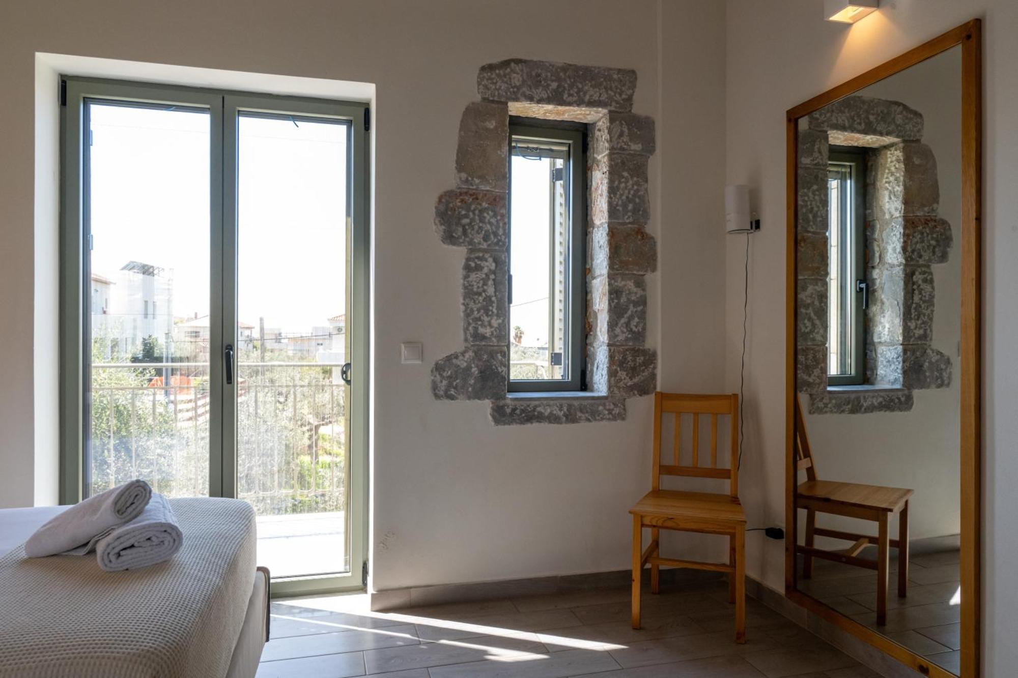Torri Di Pietra Villa Stoupa Room photo