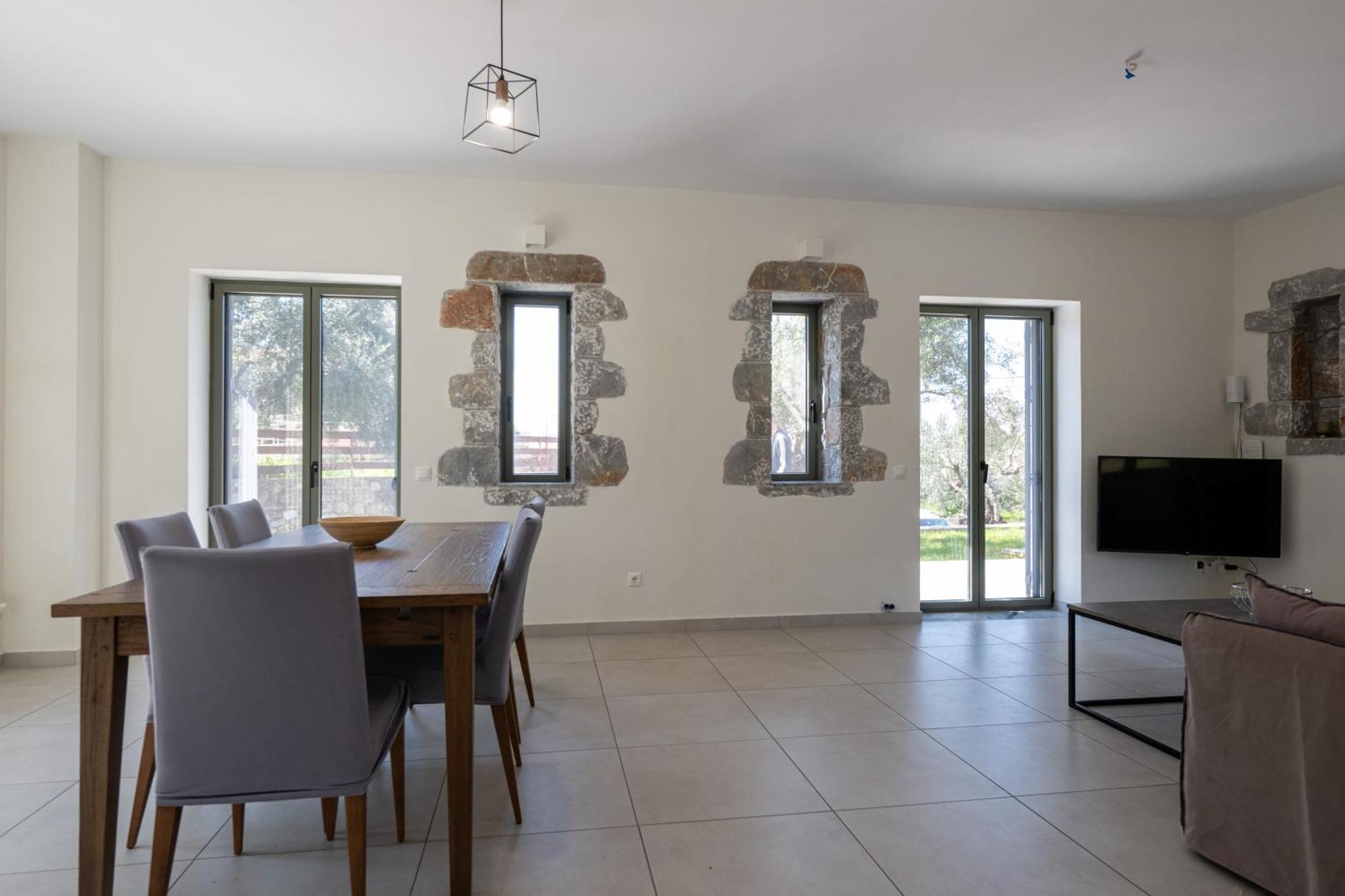 Torri Di Pietra Villa Stoupa Room photo